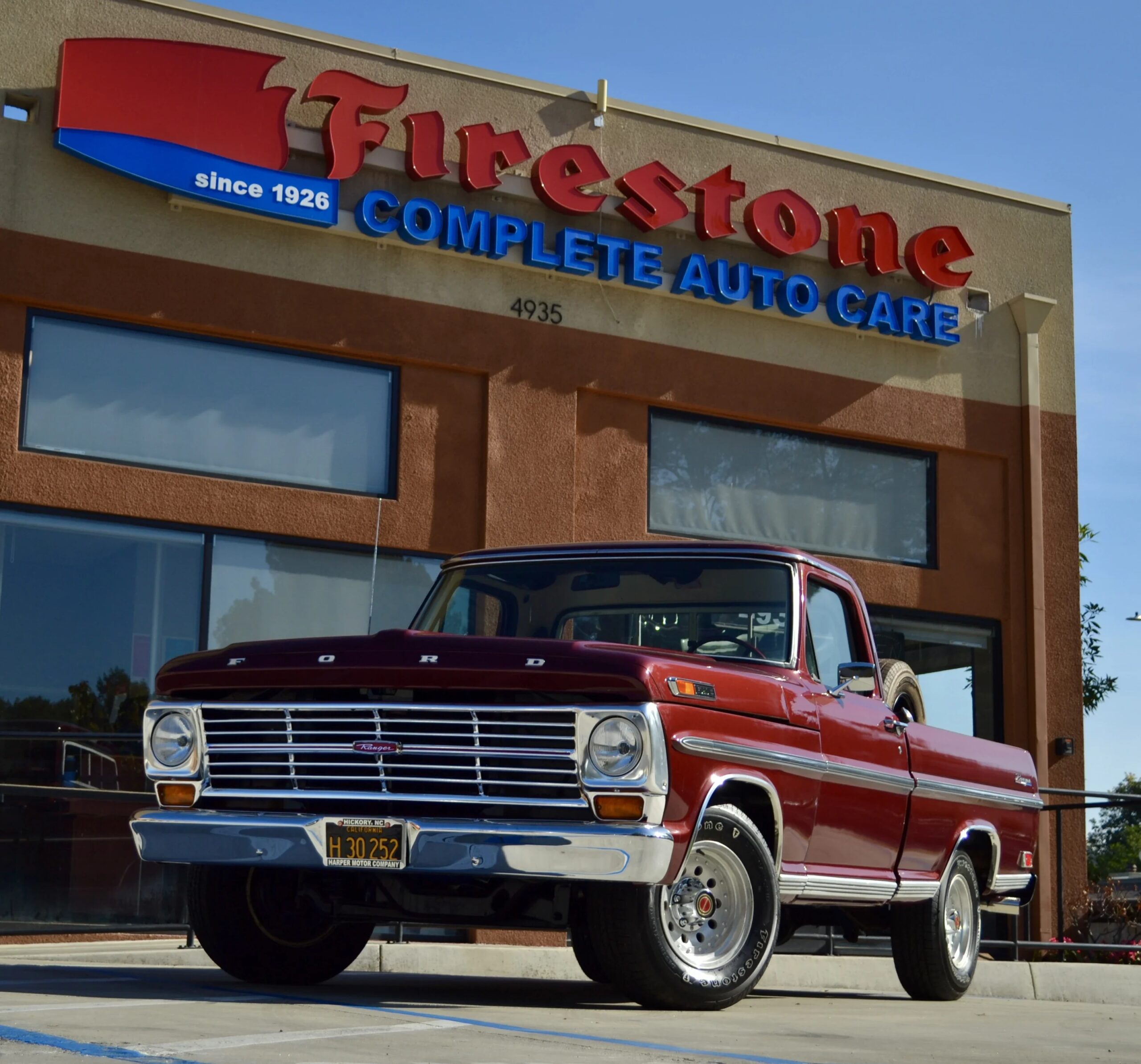 Ford-F100-2wd-regular-cab-1969-Red-Beige-11