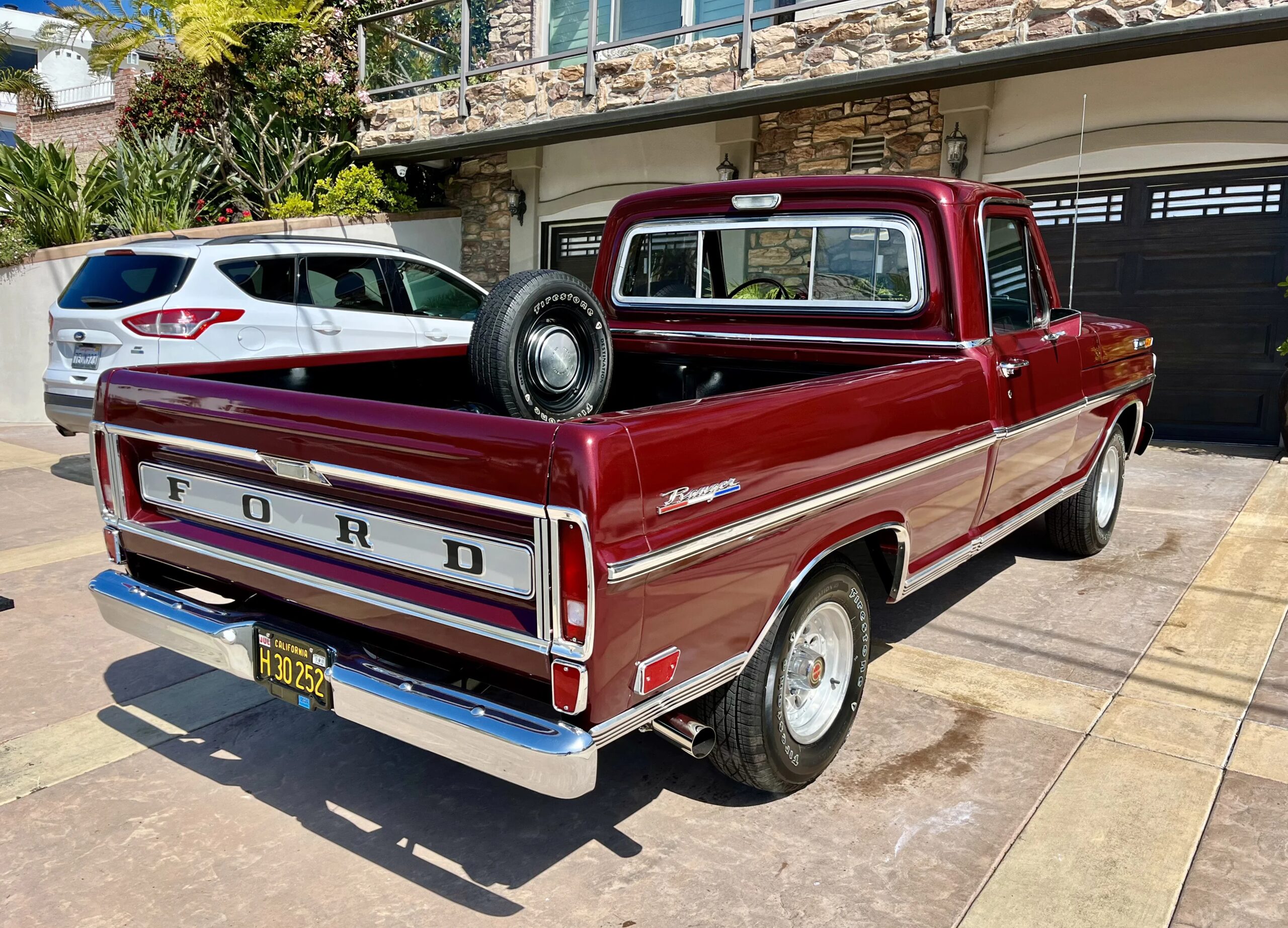 Ford-F100-2wd-regular-cab-1969-Red-Beige-15