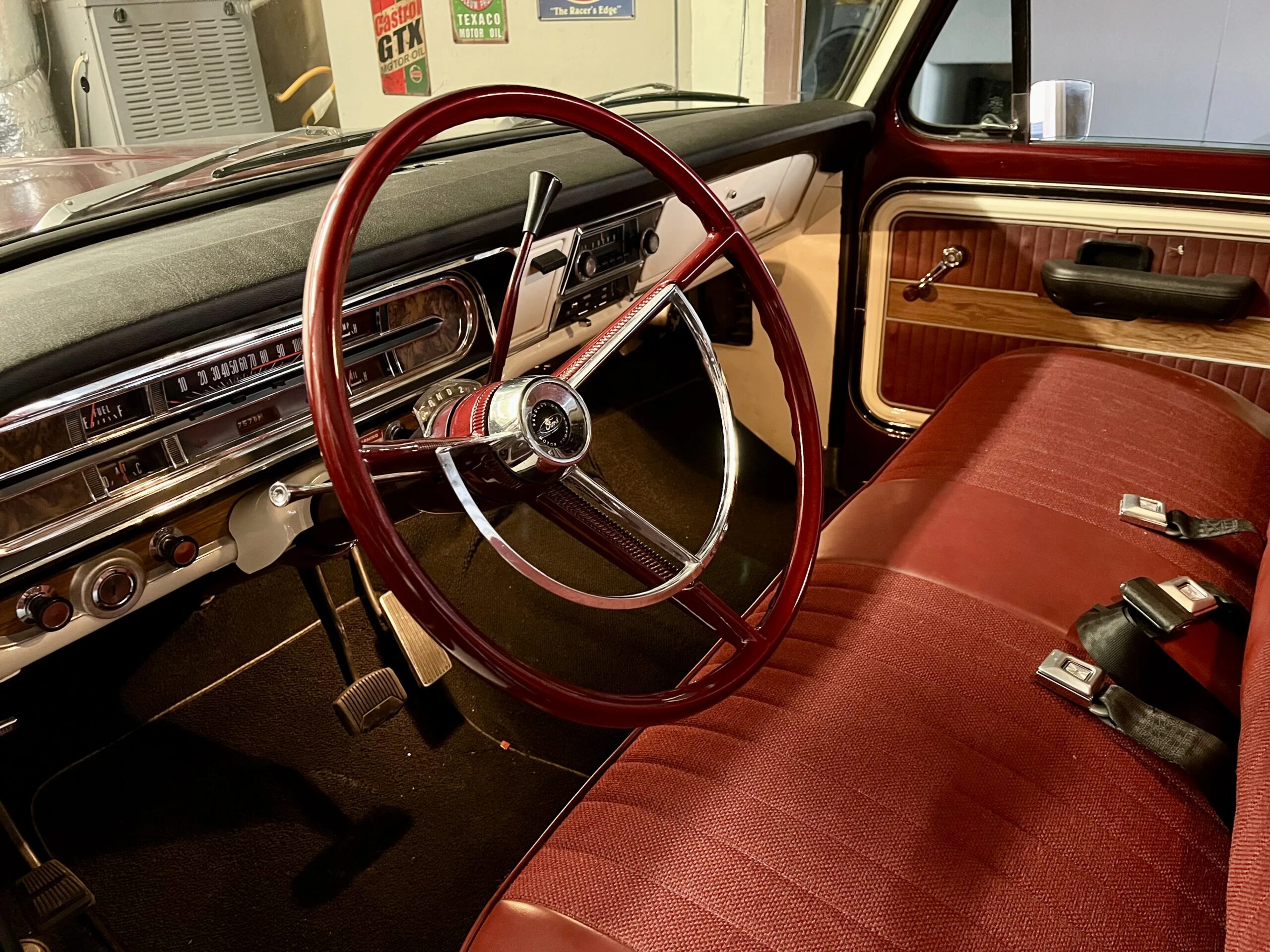 Ford-F100-2wd-regular-cab-1969-Red-Beige-23