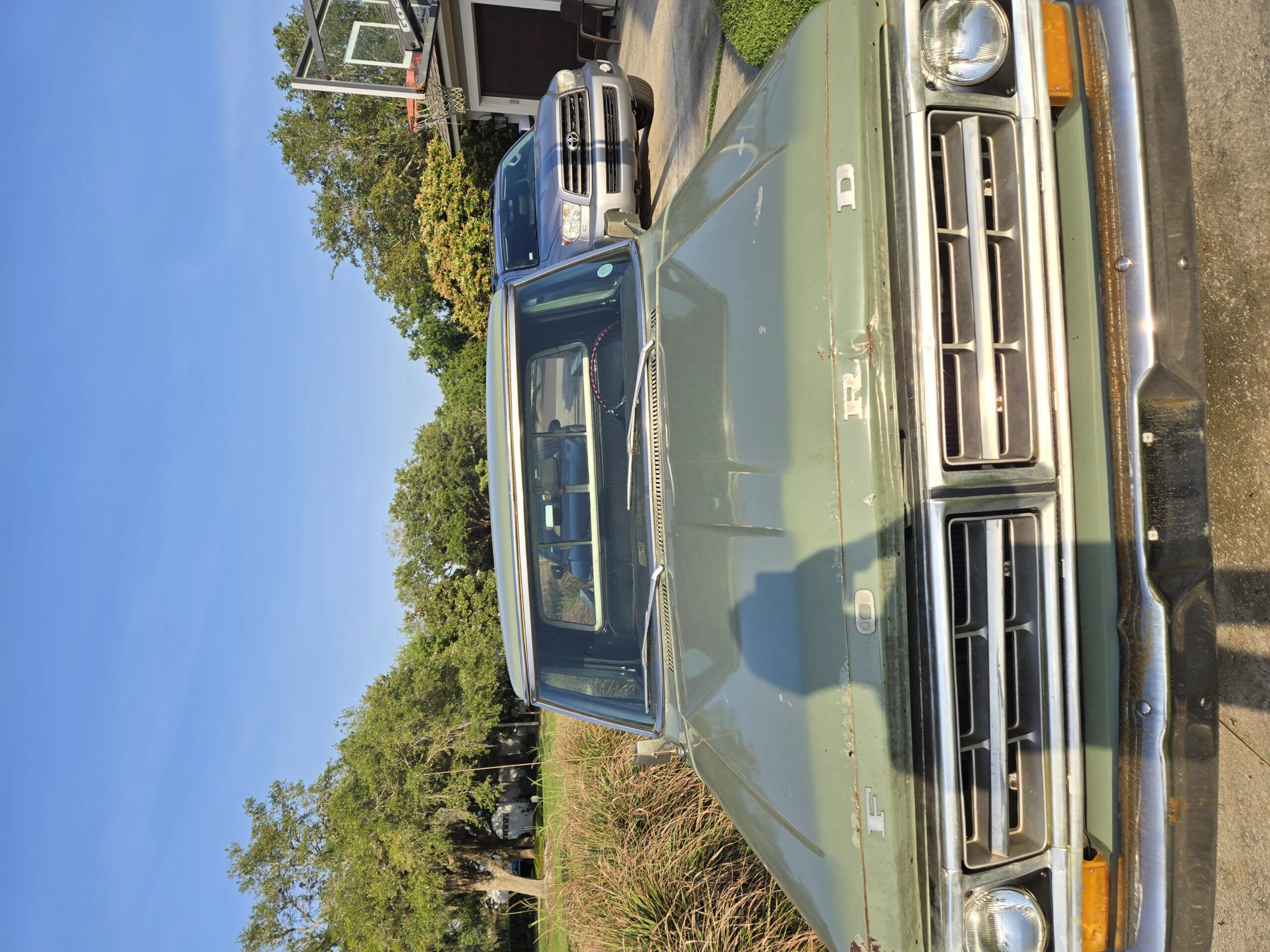 Ford-F100-2wd-regular-cab-1971-Green-Black-8