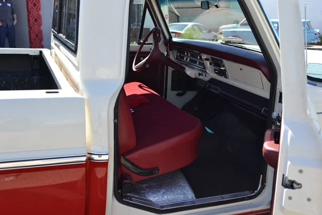 Ford-F100-2wd-regular-cab-1972-Custom-Red-5