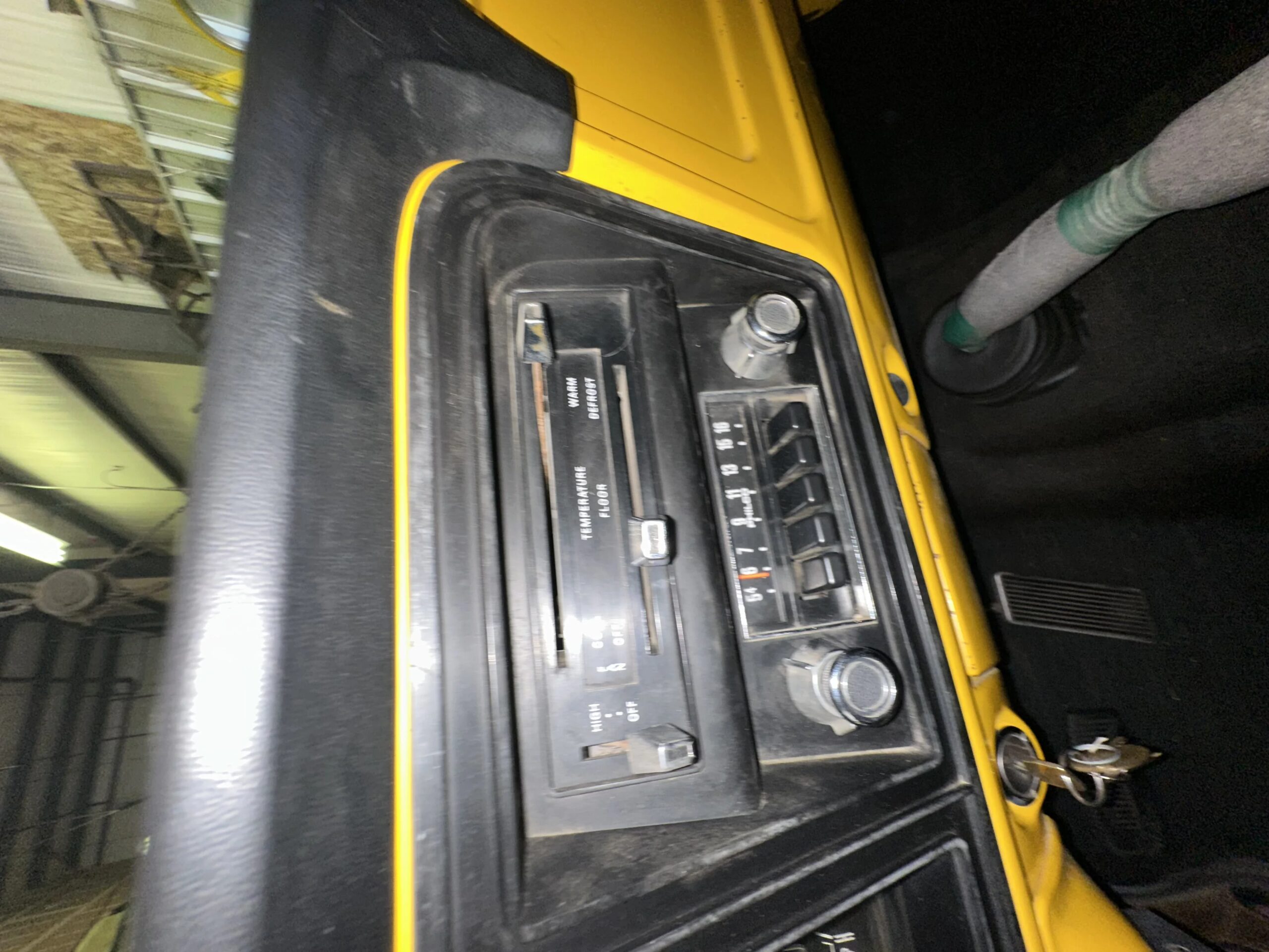 Ford-F100-2wd-regular-cab-1974-Green-Yellow-31