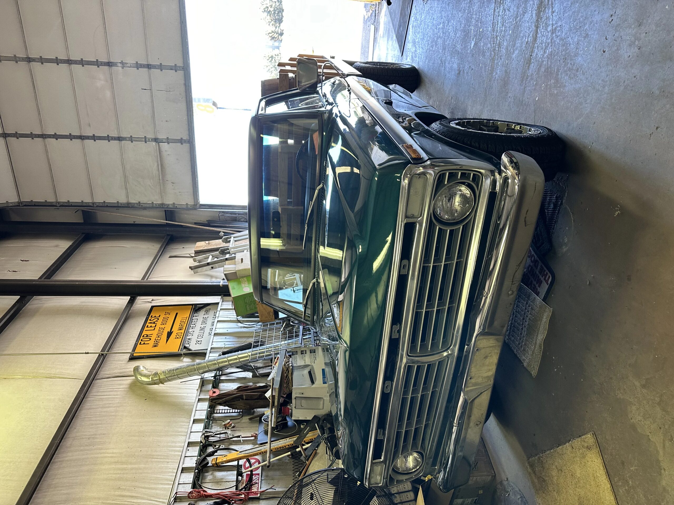 Ford-F100-2wd-regular-cab-1974-Green-Yellow-39