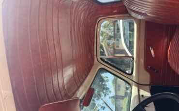 Ford-F100-custom-1955-Beige-Orange-16