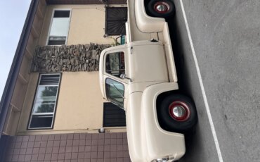 Ford-F100-custom-1955-Beige-Orange-18