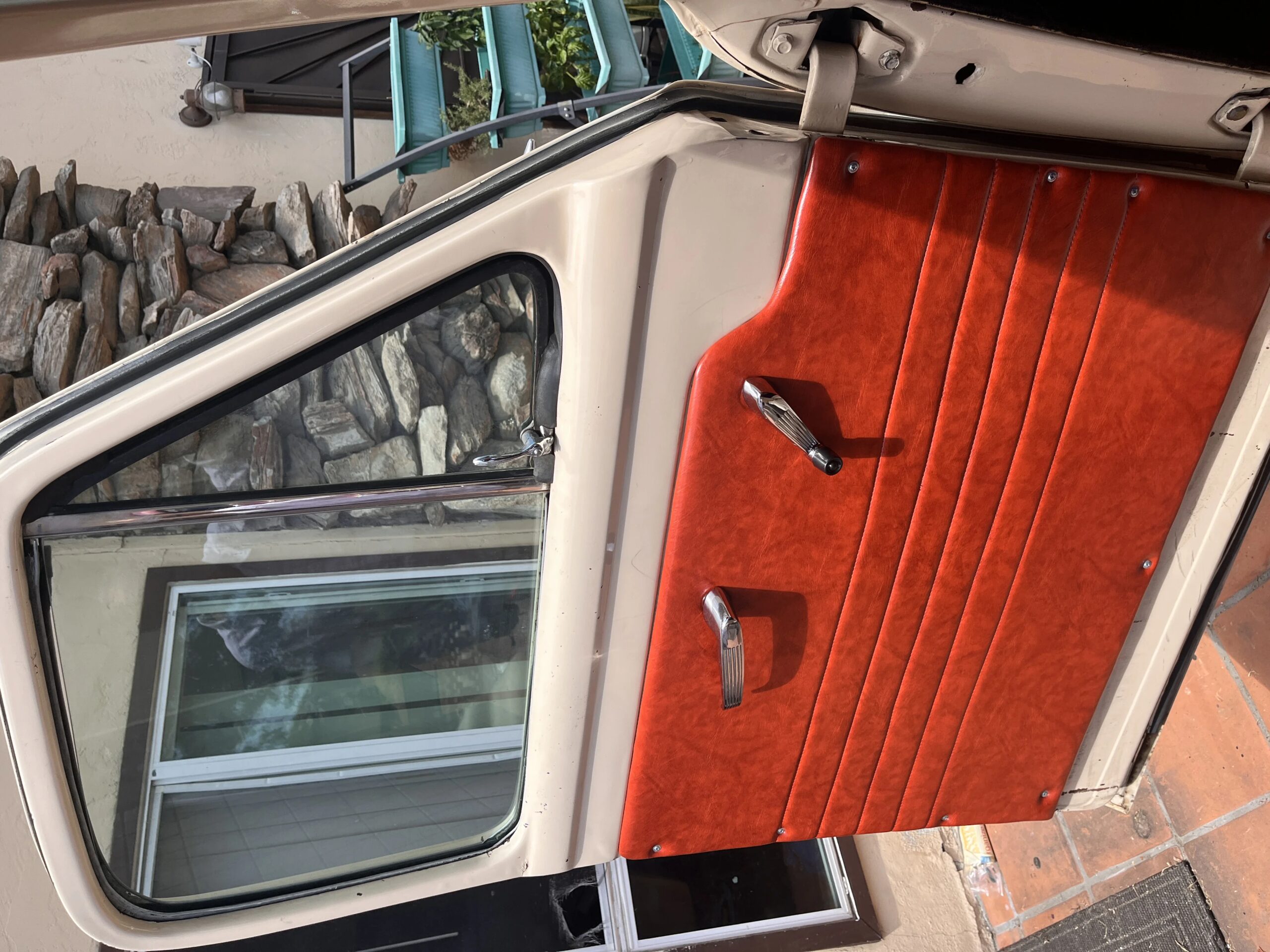 Ford-F100-custom-1955-Beige-Orange-6