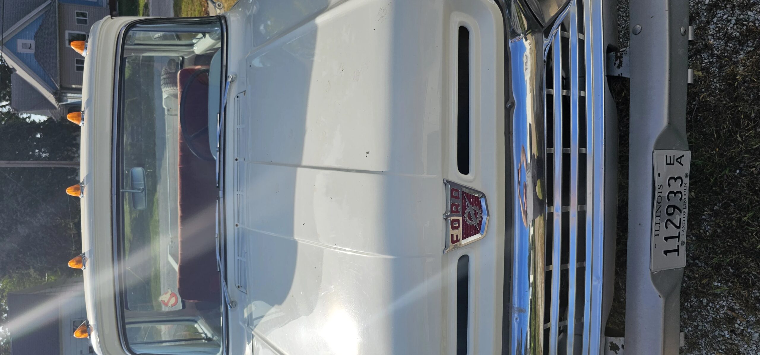 Ford-F100-custom-1960-White-Red-16