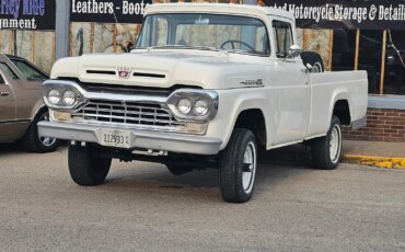 Ford-F100-custom-1960-White-Red-18