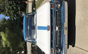 Ford-F100-custom-1966-Blue-White-4