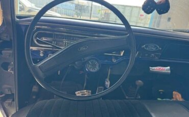 Ford-F100-custom-1972-Blue-Black-3
