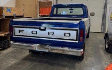Ford-F100-custom-1972-Blue-Black-6