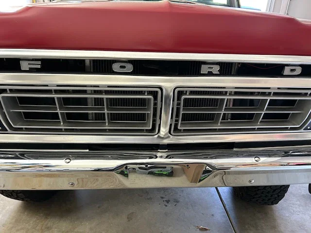 Ford-F100-custom-1976-Red-Red-1