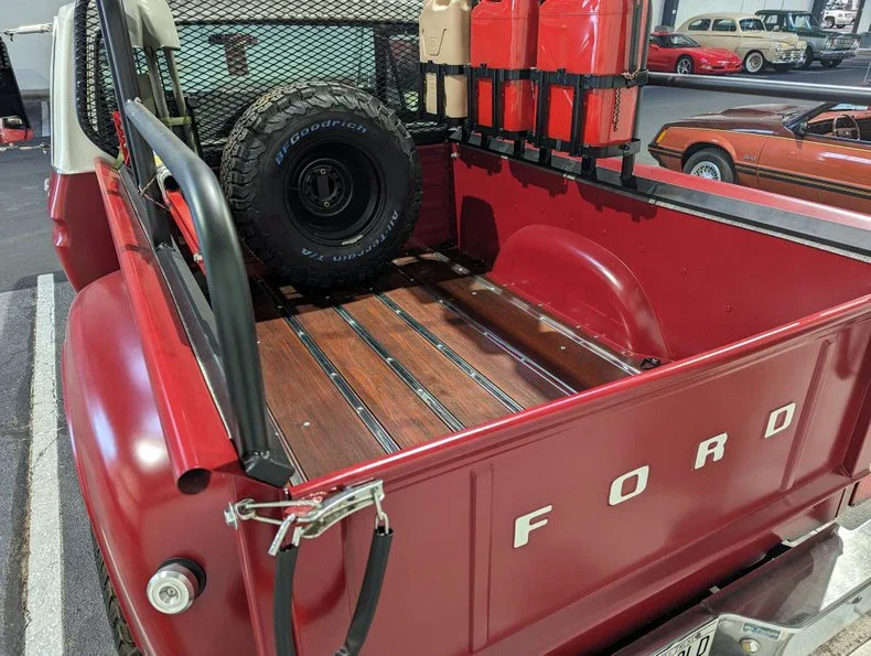 Ford-F100-custom-1976-Red-Red-10
