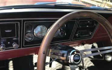 Ford-F100-custom-1976-Red-Red-18