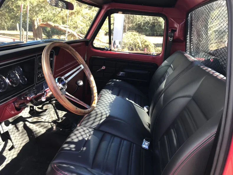 Ford-F100-custom-1976-Red-Red-8