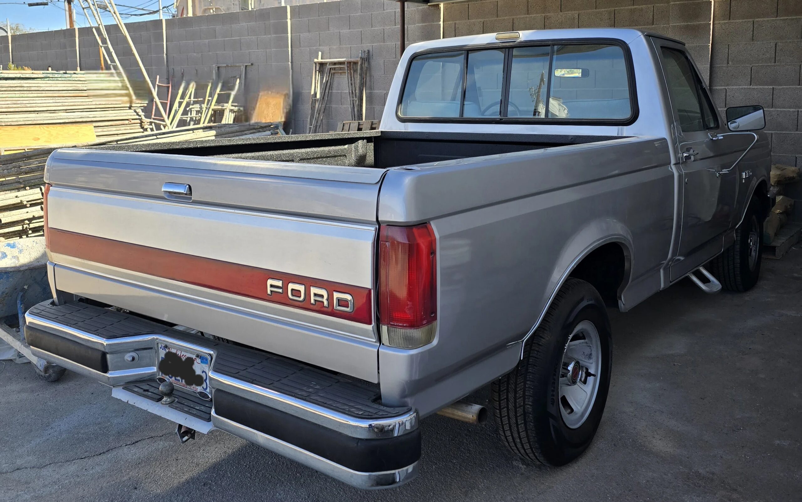 Ford-F150-2wd-regular-cab-1988-Gray-Gray-1