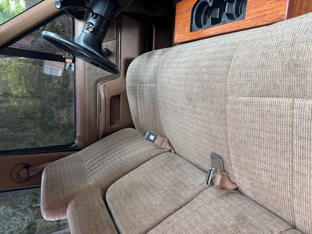 Ford-F150-2wd-regular-cab-1991-Green-Beige-10