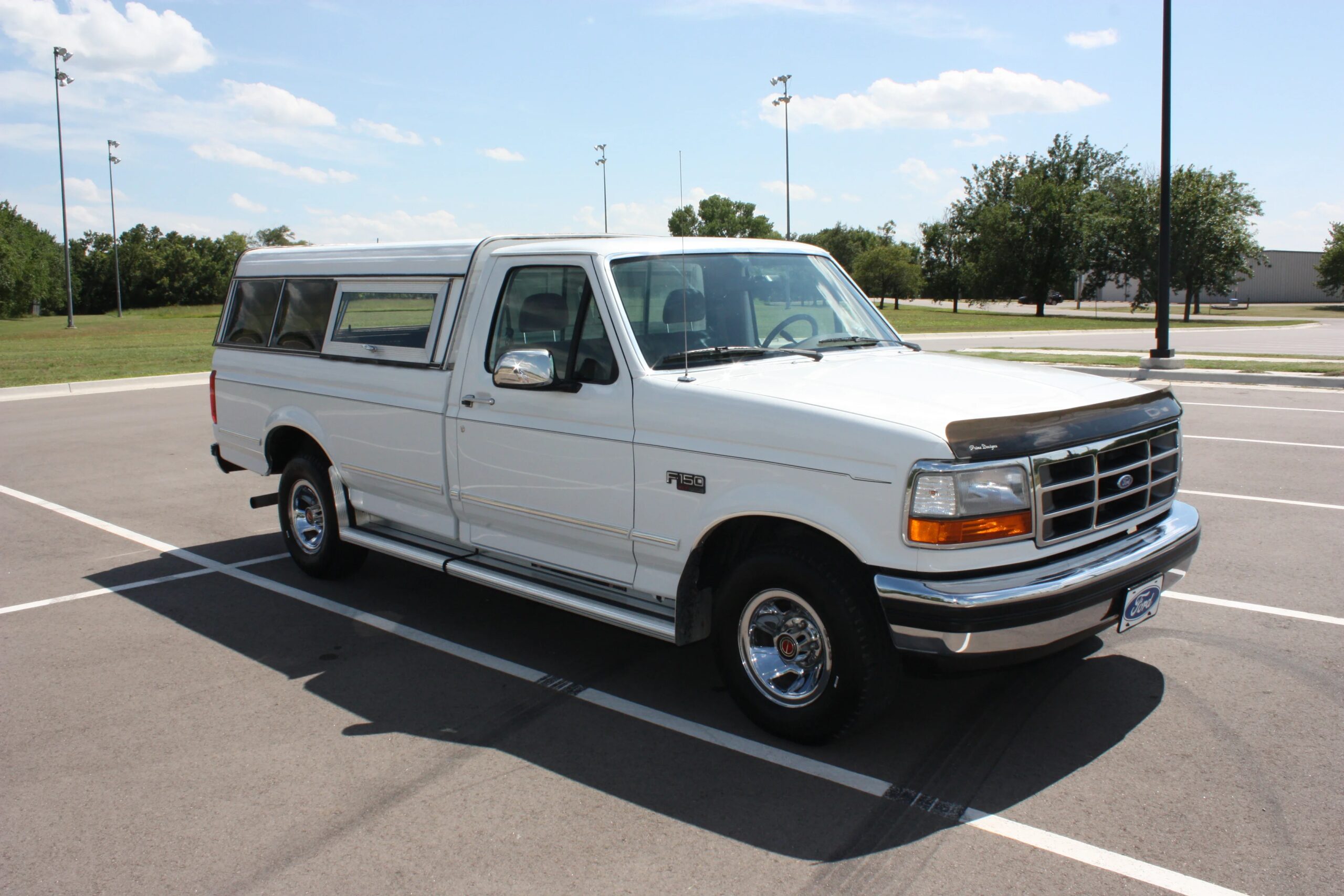 Ford-F150-2wd-regular-cab-1992-White-Brown-1