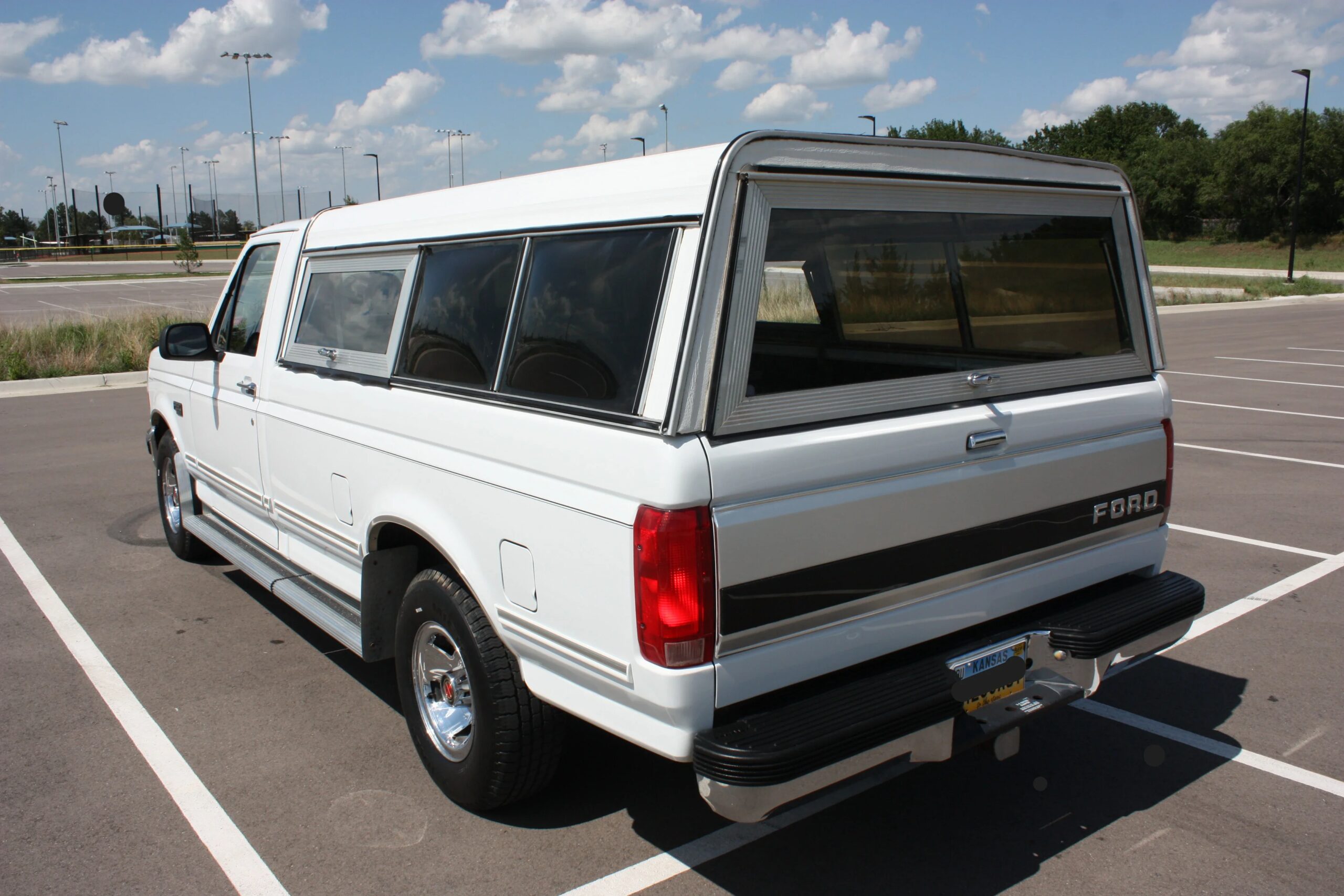 Ford-F150-2wd-regular-cab-1992-White-Brown-24