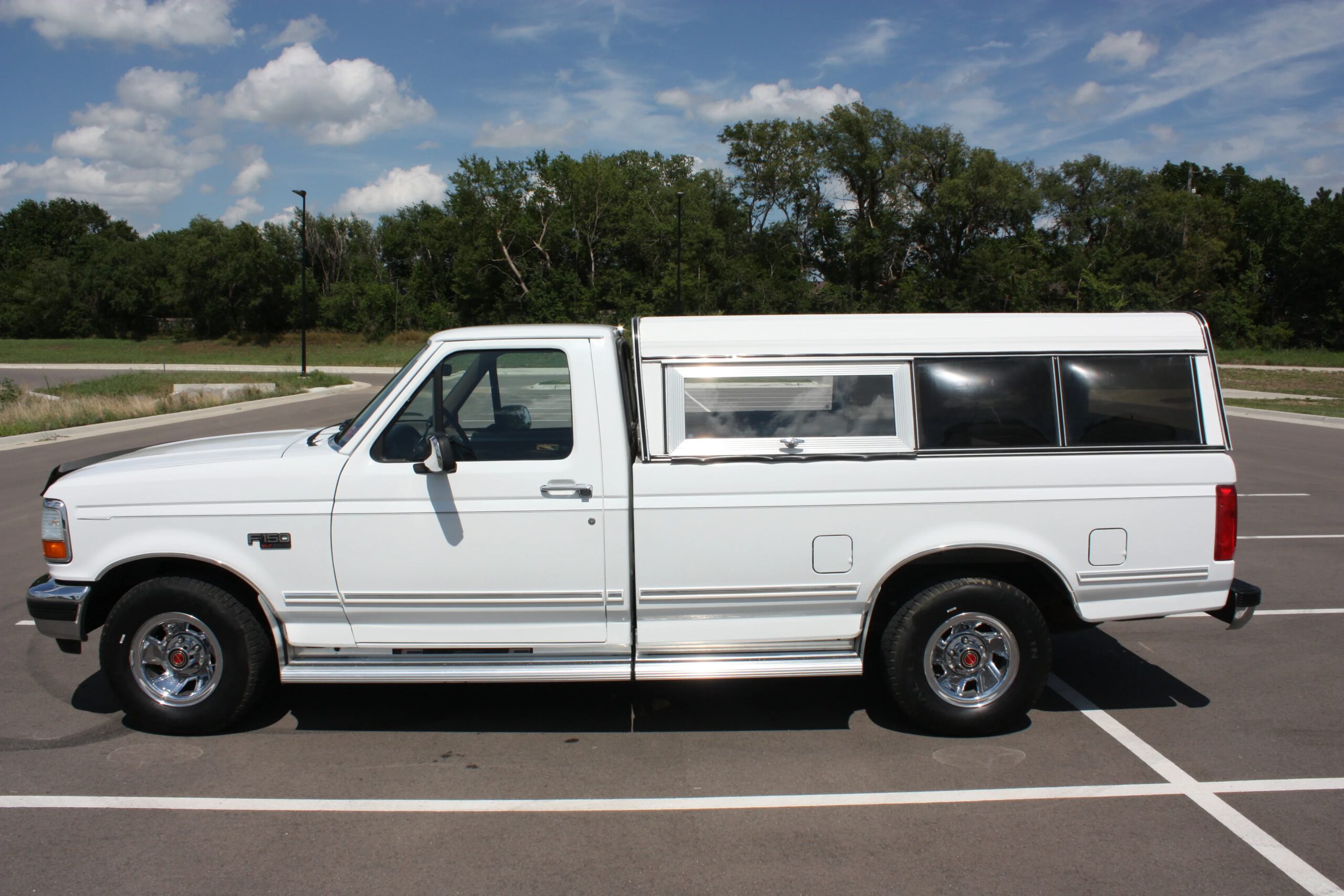 Ford-F150-2wd-regular-cab-1992-White-Brown-4