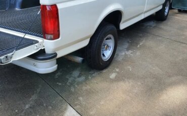 Ford-F150-2wd-regular-cab-xl-1994-Off-White-Brown-1