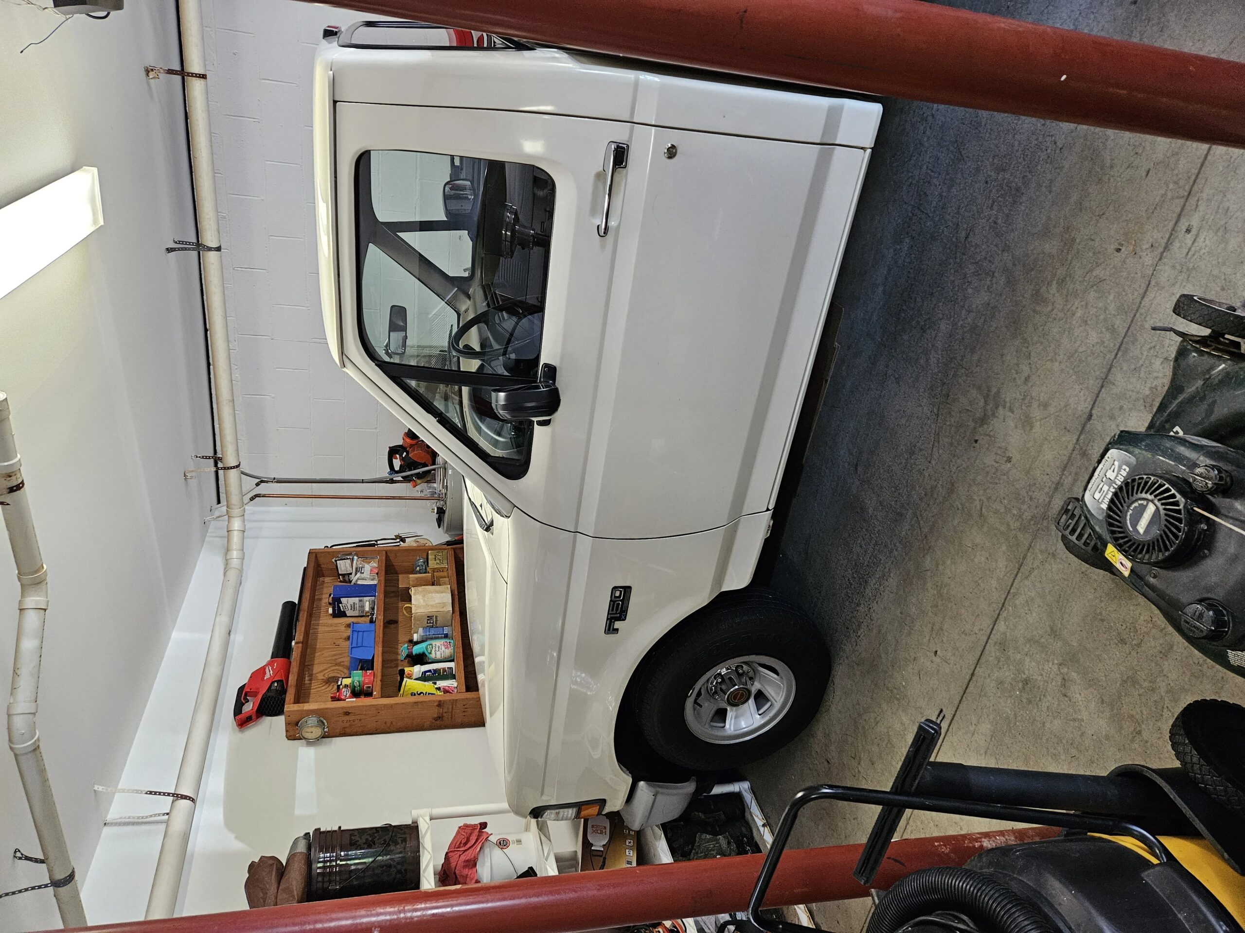 Ford-F150-2wd-regular-cab-xl-1994-Off-White-Brown-6
