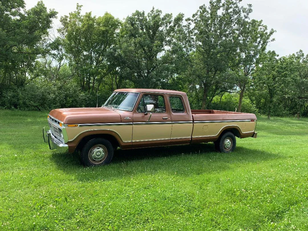Ford-F150-2wd-supercab-1977