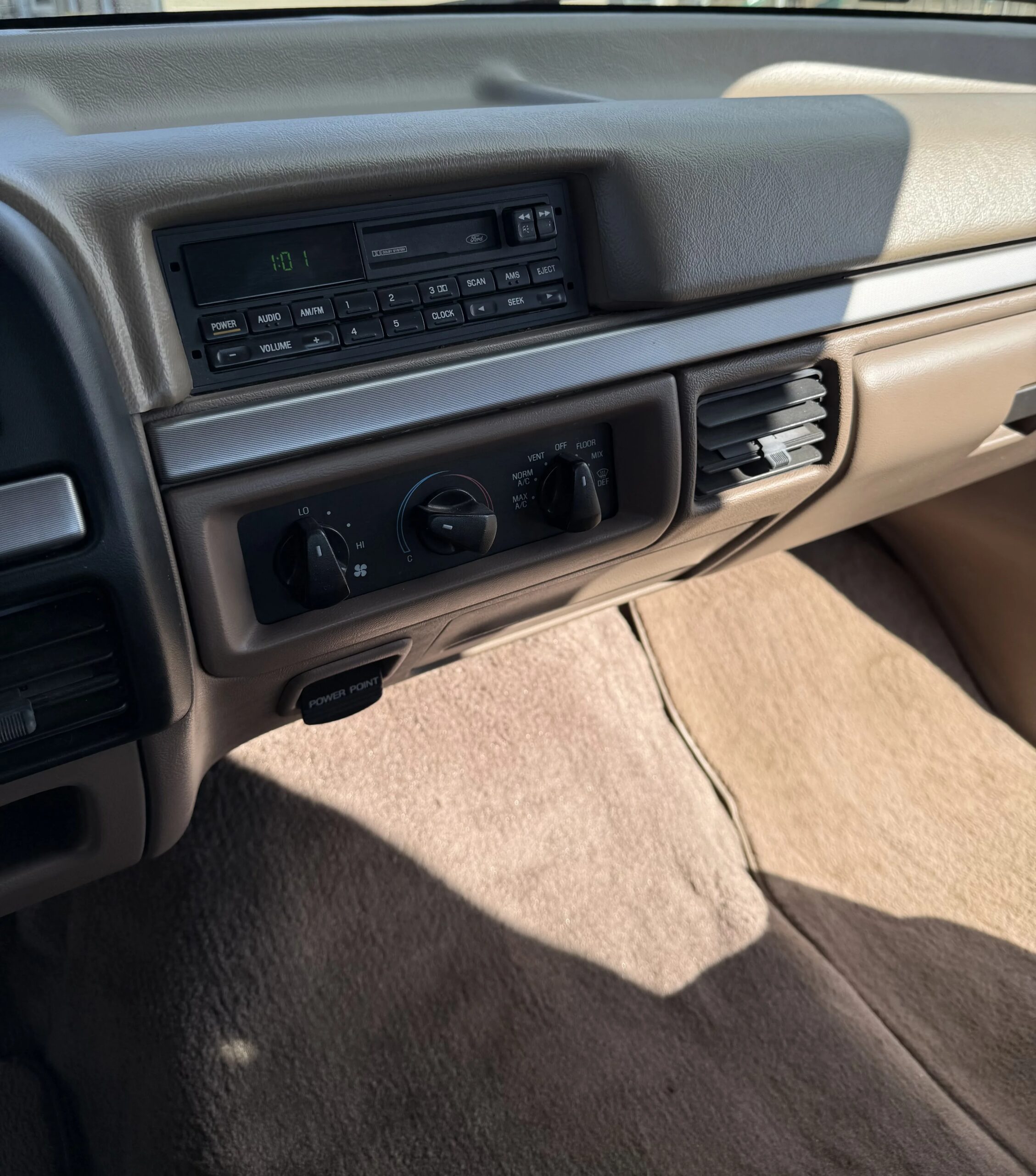 Ford-F150-2wd-supercab-1994-Burgundy-Tan-7