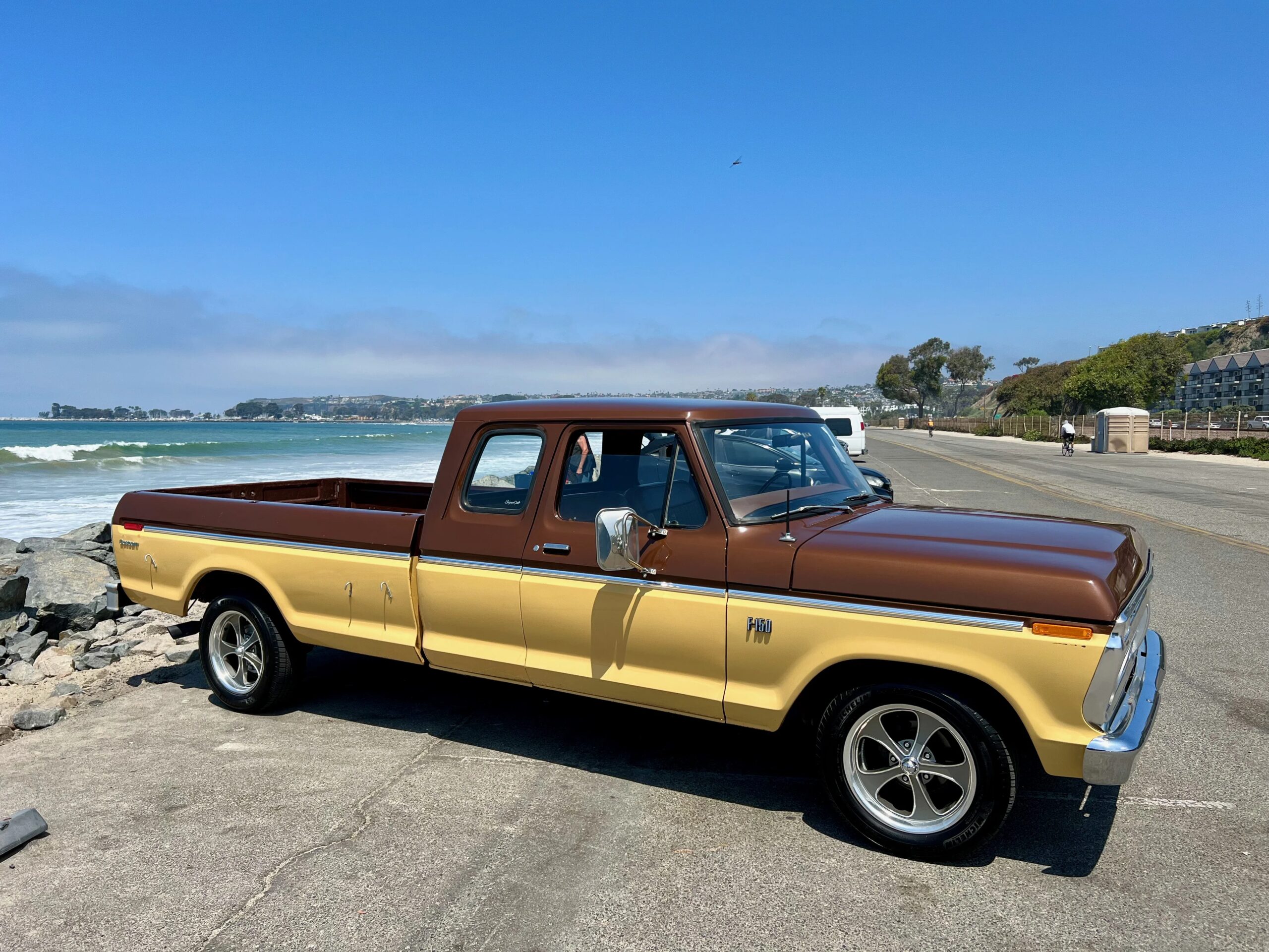 Ford-F150-2wd-supercab-xl-1975-Brown-Tan-3