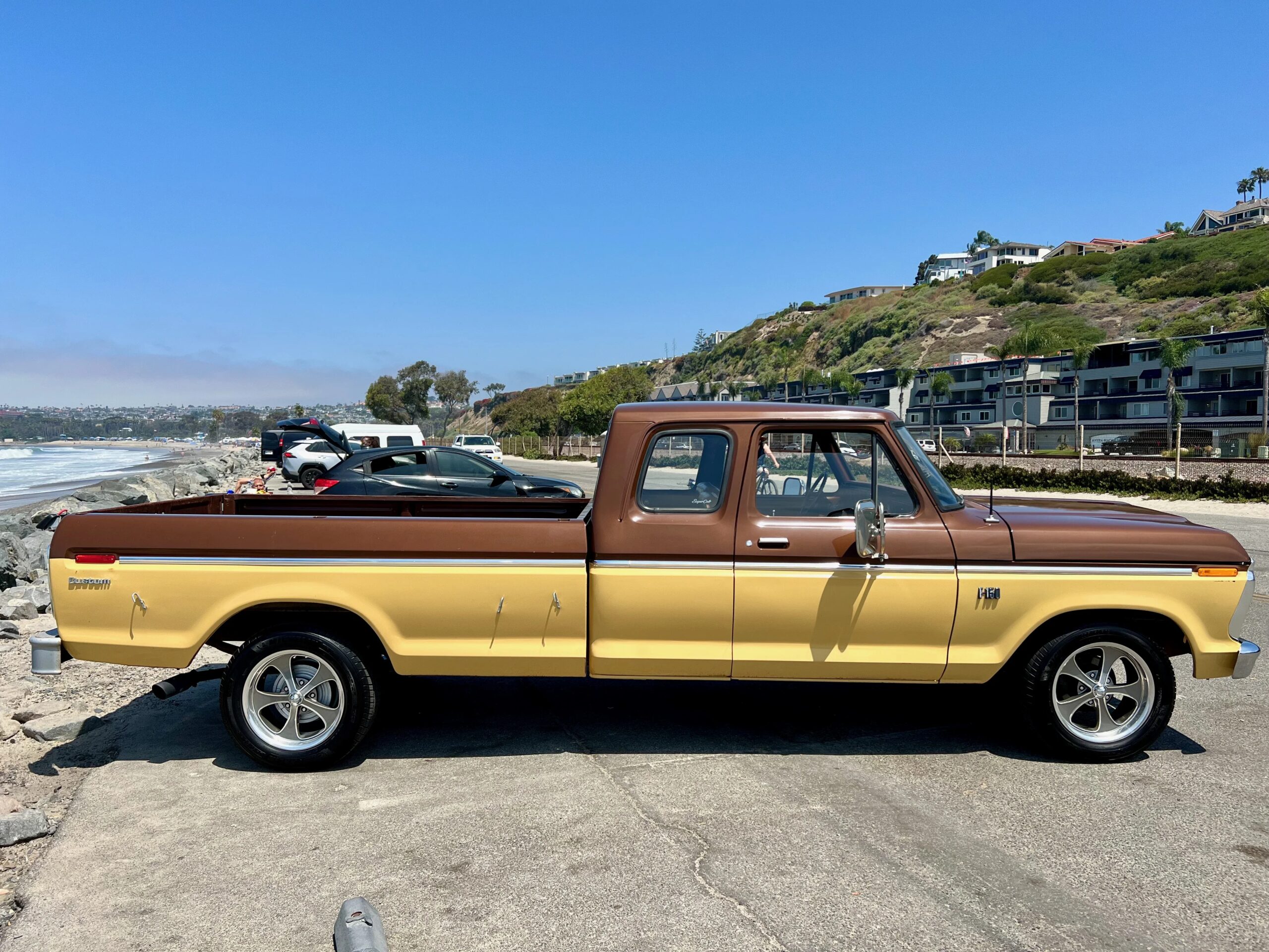 Ford-F150-2wd-supercab-xl-1975-Brown-Tan-8