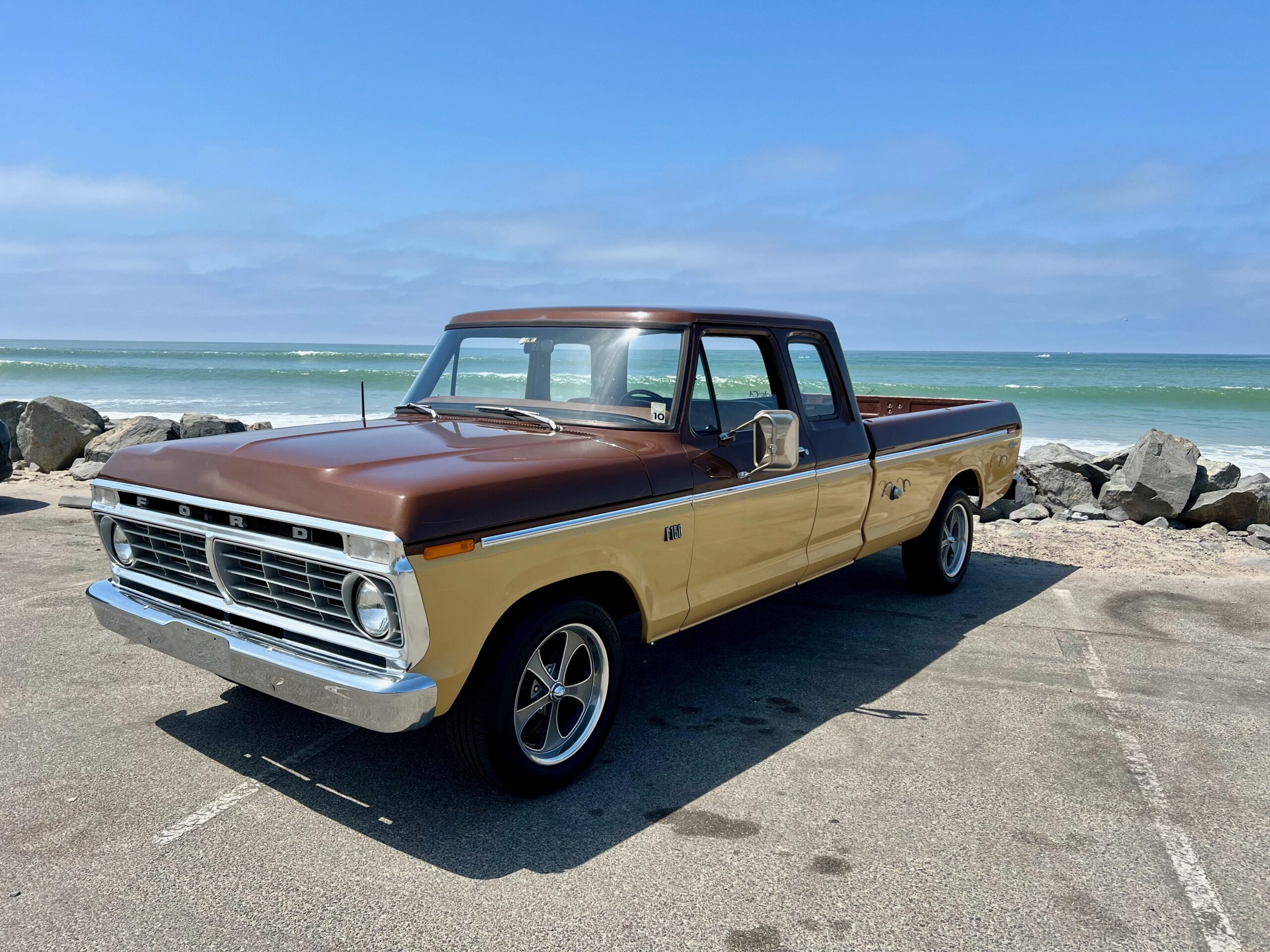 Ford-F150-2wd-supercab-xl-1975-Brown-Tan