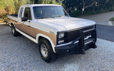 Ford-F150-2wd-supercab-xl-1980-White-Tan