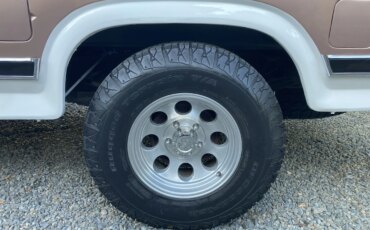 Ford-F150-2wd-supercab-xl-1980-White-Tan-8