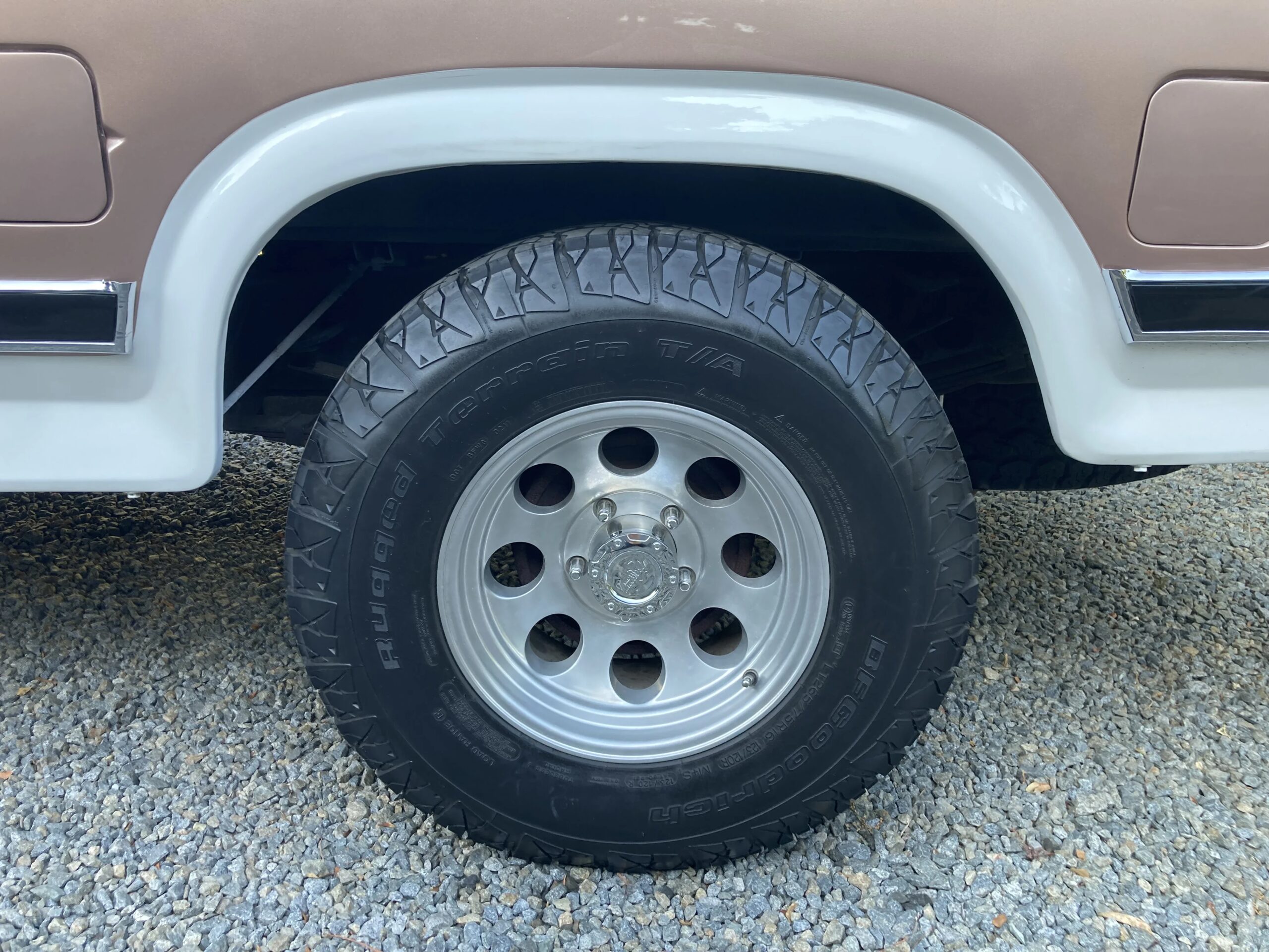 Ford-F150-2wd-supercab-xl-1980-White-Tan-8