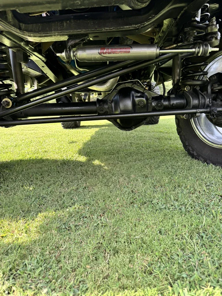 Ford-F150-4x4-regular-cab-1978-Black-Black-12