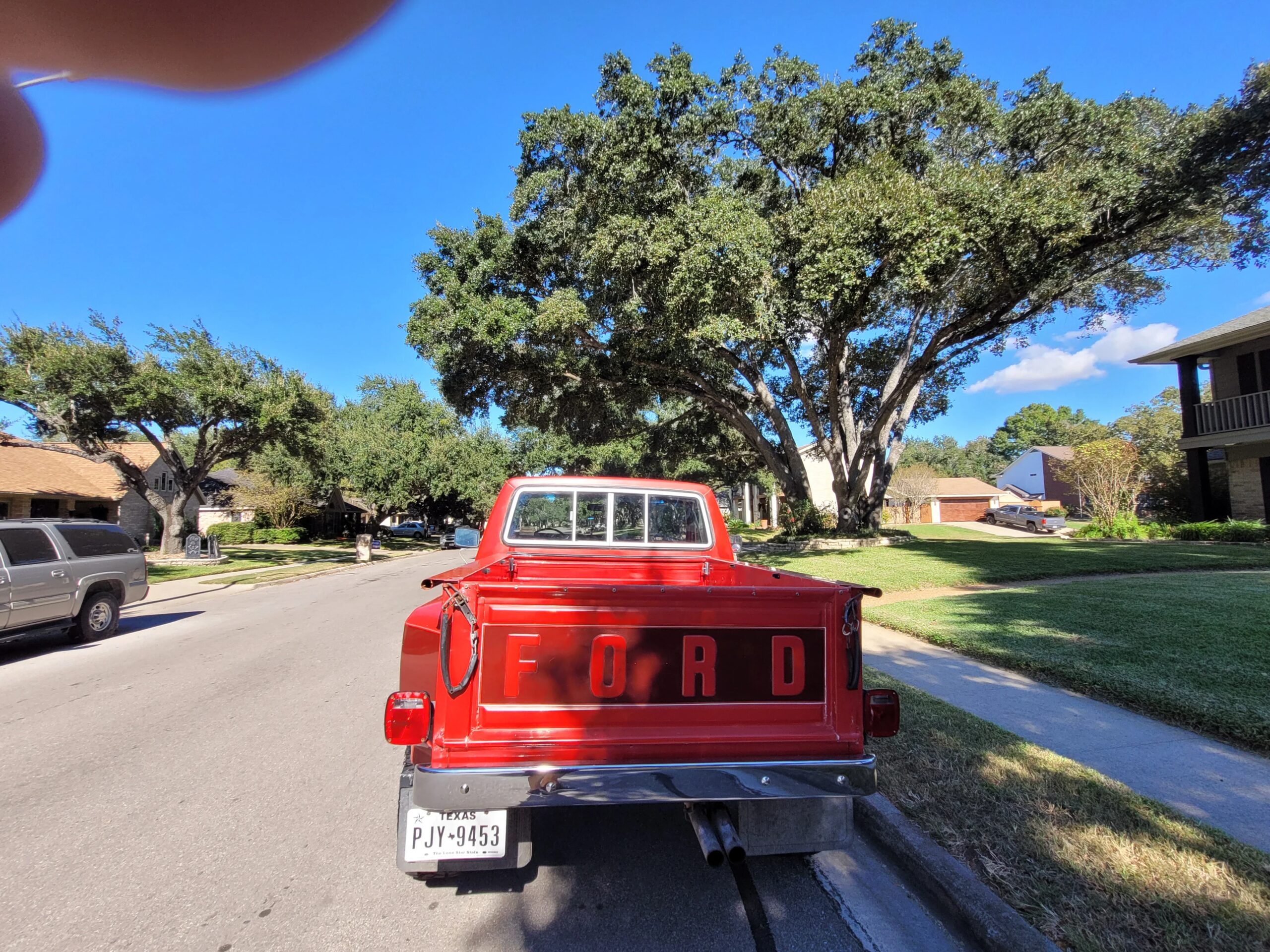 Ford-F150-4x4-regular-cab-1980-Red-Red
