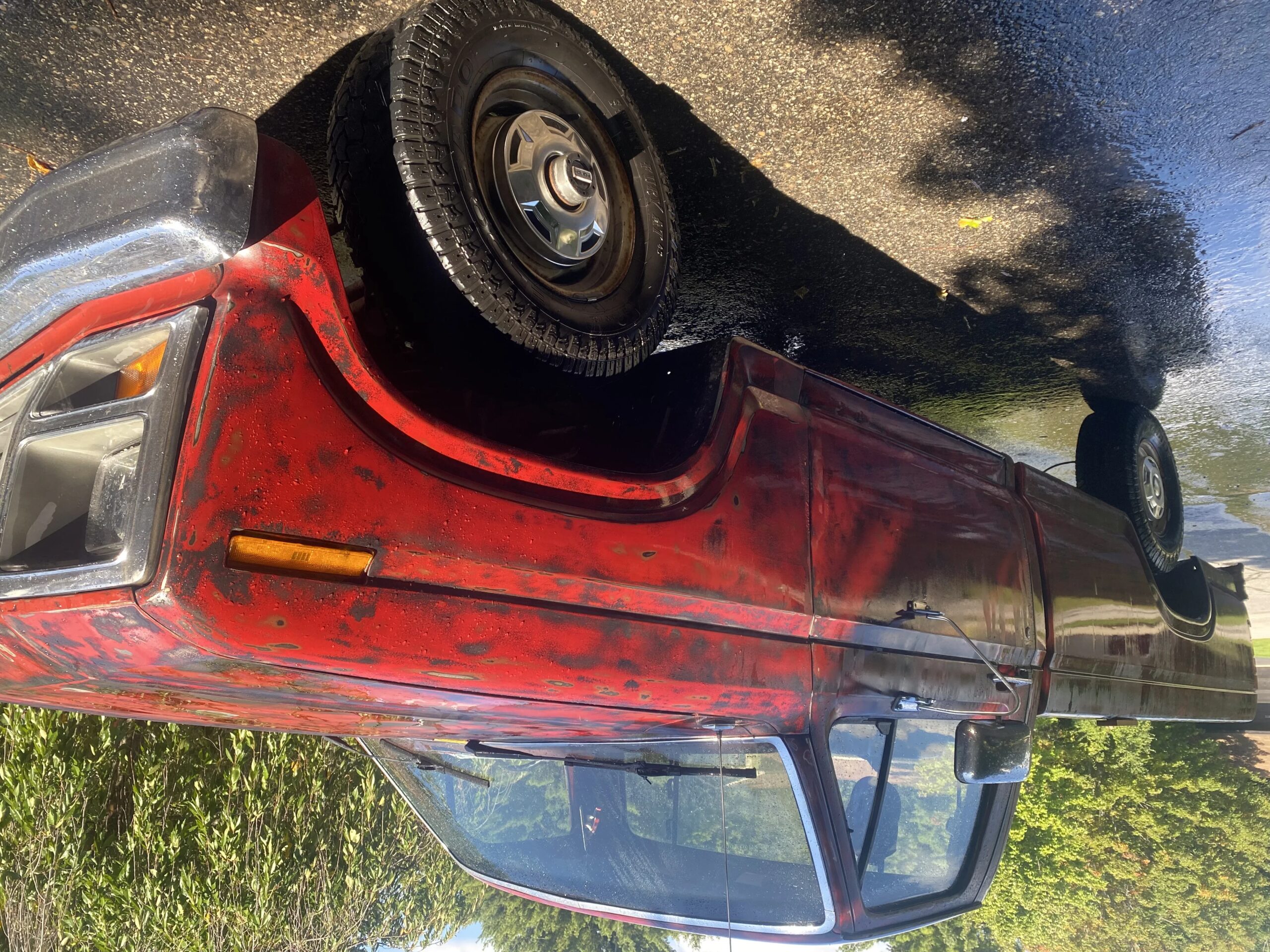 Ford-F150-4x4-regular-cab-1984-Custom-Burgundy-9