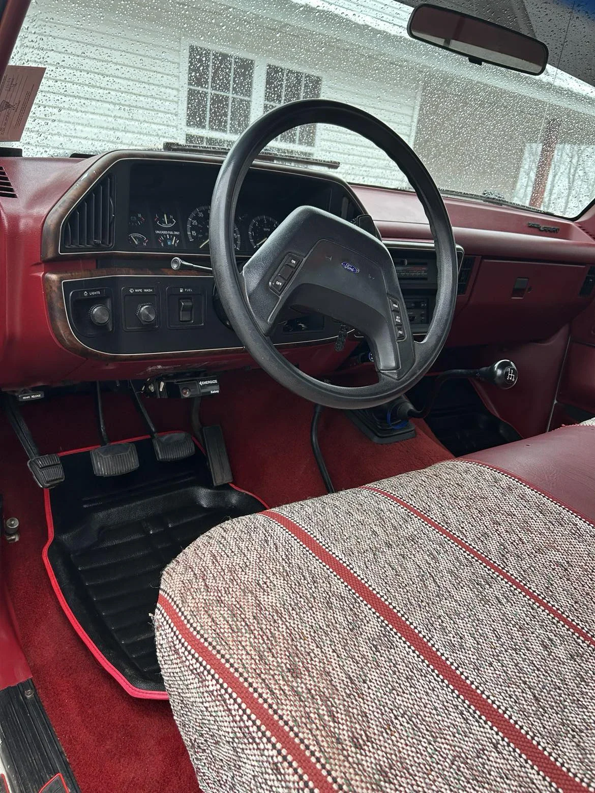 Ford-F150-4x4-regular-cab-1988-Red-Red-6
