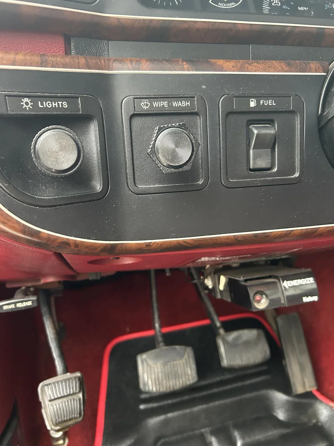 Ford-F150-4x4-regular-cab-1988-Red-Red-9