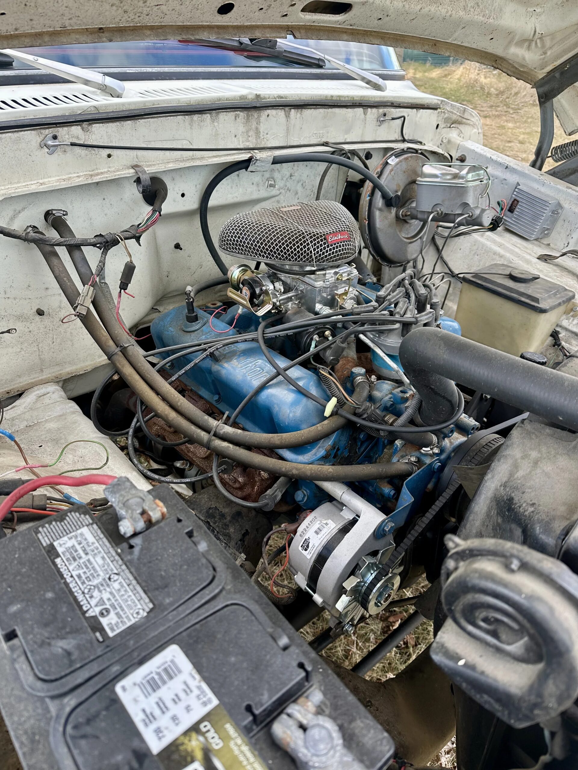 Ford-F150-4x4-regular-cab-xl-1979-Off-White-Red-18