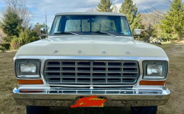 Ford-F150-4x4-regular-cab-xl-1979-Off-White-Red-5