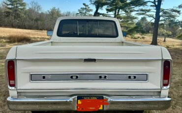 Ford-F150-4x4-regular-cab-xl-1979-Off-White-Red-6