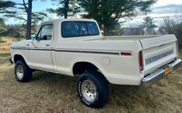 Ford-F150-4x4-regular-cab-xl-1979-Off-White-Red-7