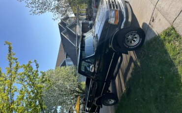 Ford-F150-4x4-regular-cab-xl-1994-Black-Gray-1