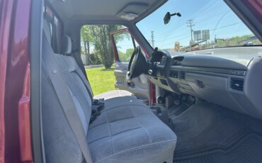 Ford-F150-4x4-regular-cab-xl-1994-Red-Gray-10