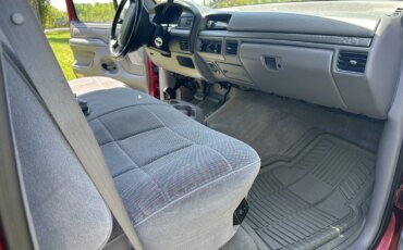 Ford-F150-4x4-regular-cab-xl-1994-Red-Gray-17