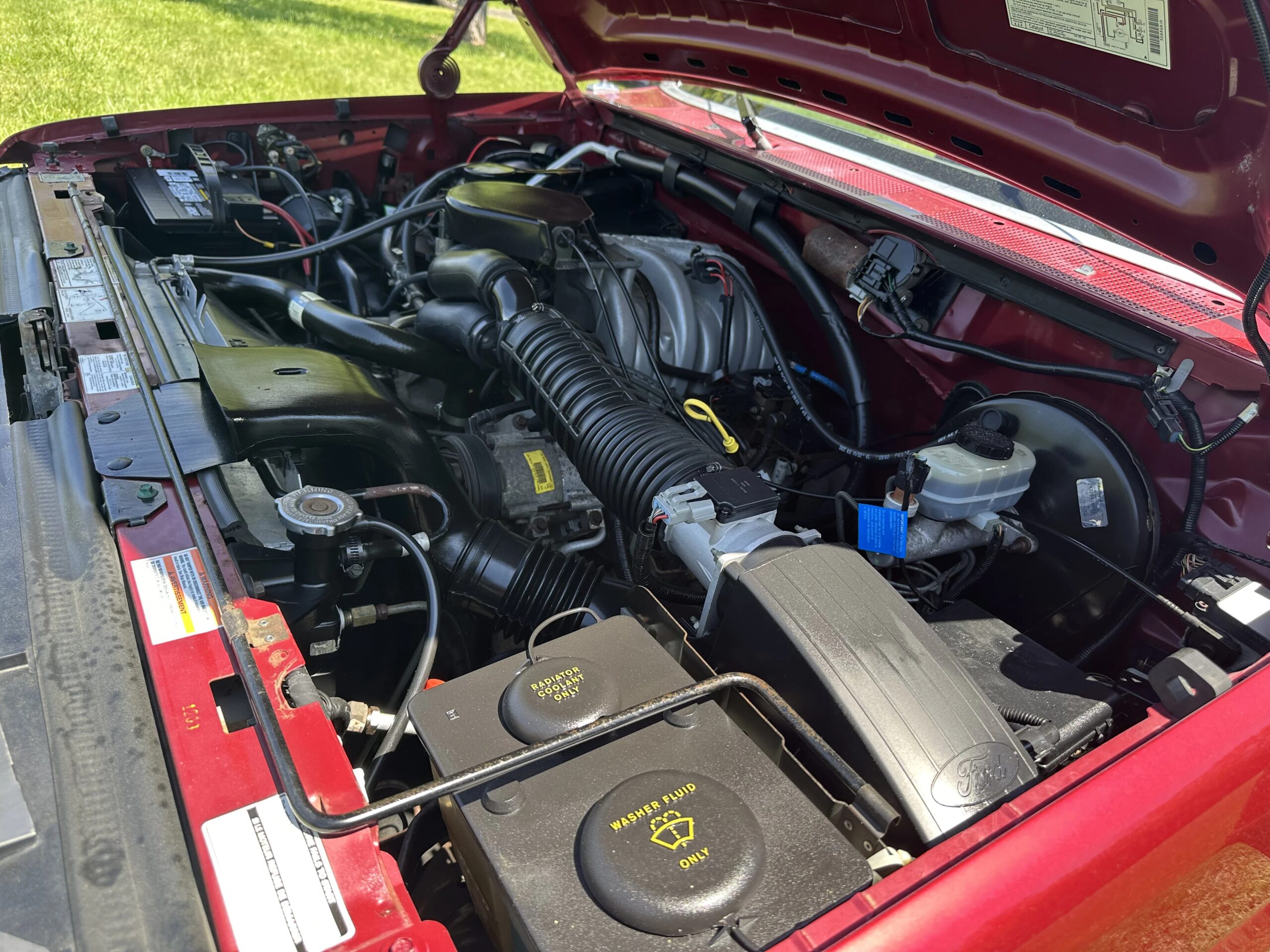 Ford-F150-4x4-regular-cab-xl-1994-Red-Gray-19