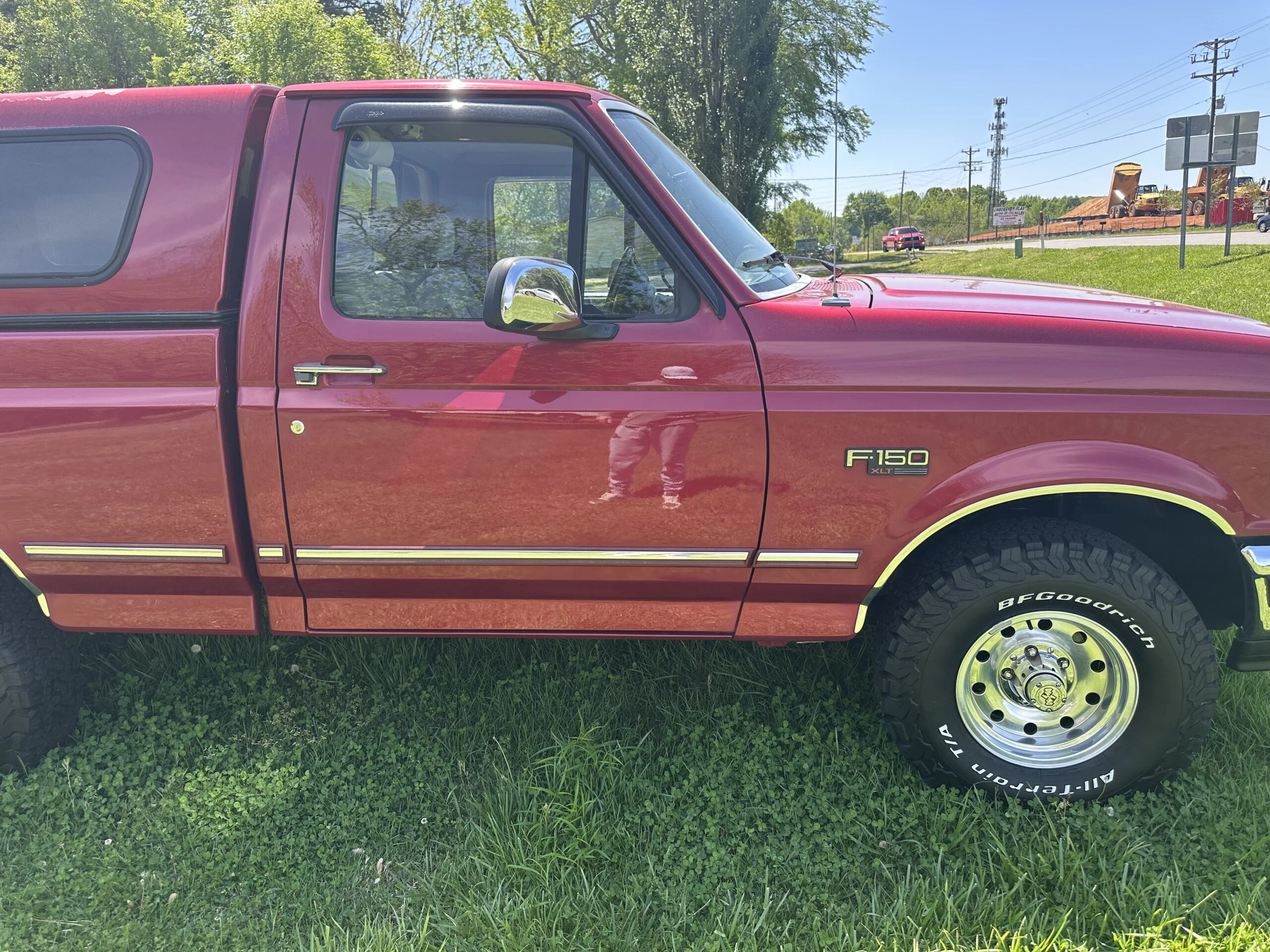 Ford-F150-4x4-regular-cab-xl-1994-Red-Gray-3