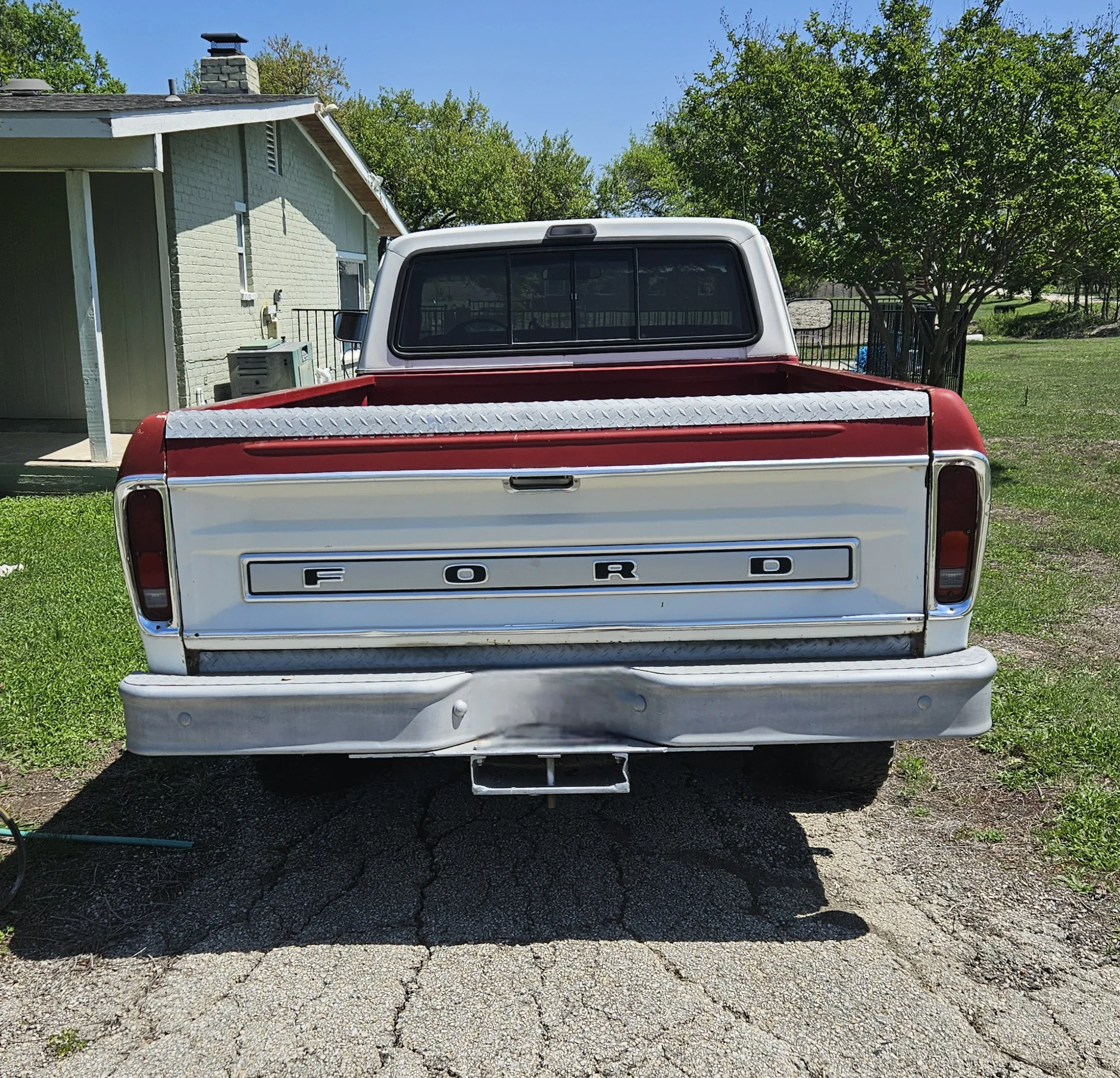 Ford-F250-1973-2
