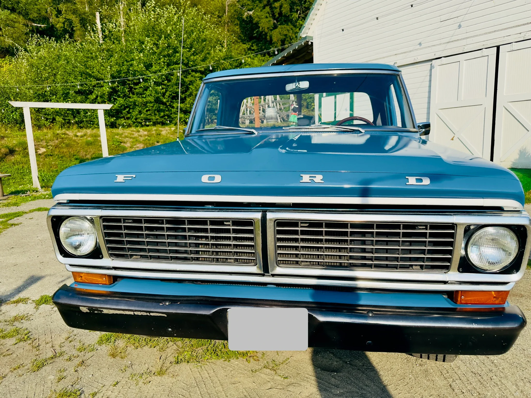 Ford-F250-2wd-regular-cab-1970-Blue-Blue